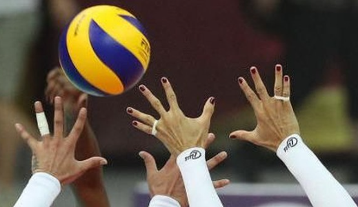 Strategi Blok Voli Terkoordinasi Menahan Smash Kuat